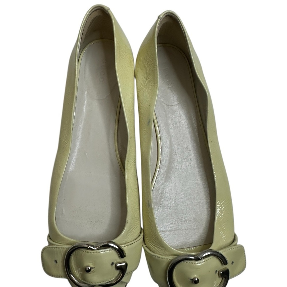 Gucci Women's Cream Leather Pumps - Picture 15 of 16